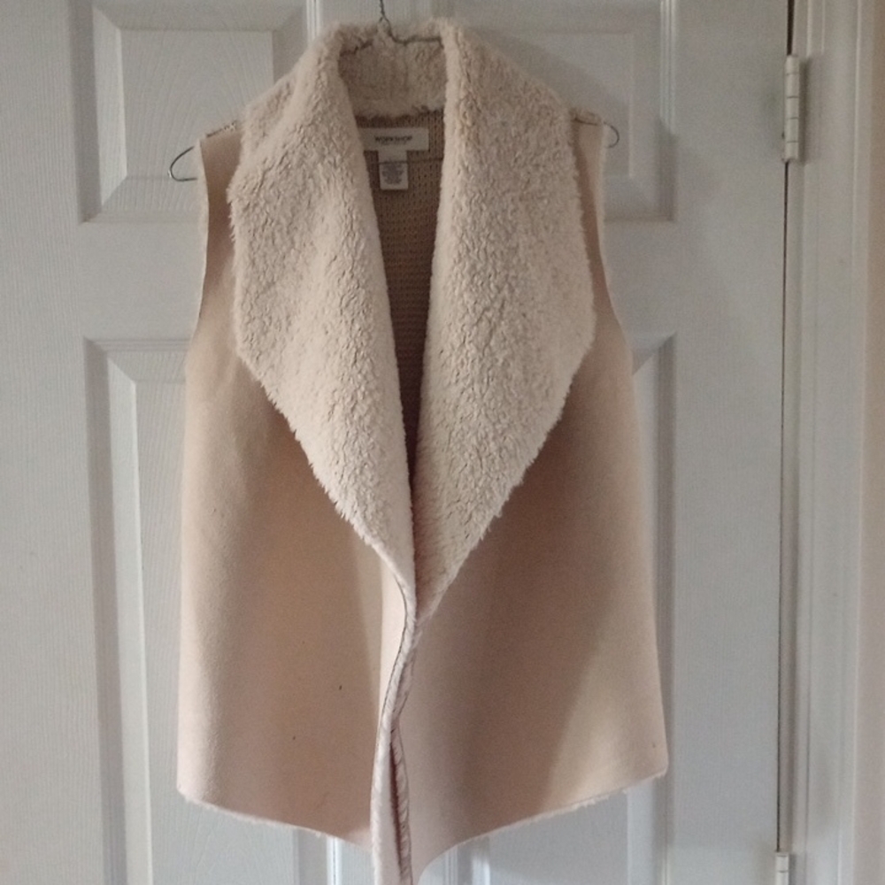 Workshop Republic Clothing Beige Fleece Vest